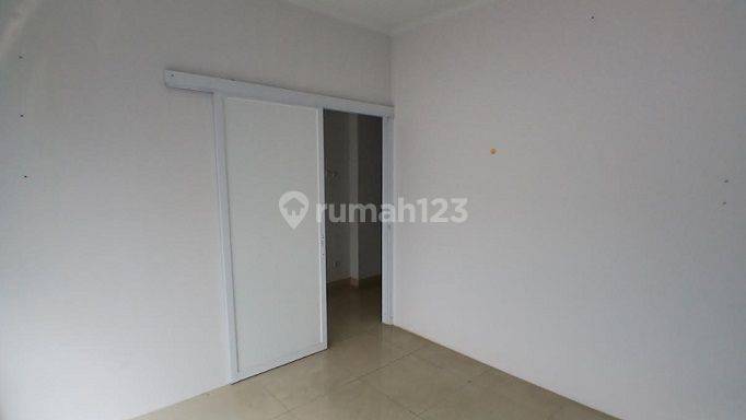 4-Story Commercial Building/Shop House in Bulungan, Blok M - South Jakarta
