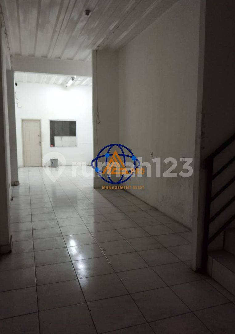 3-Story Commercial Building in Cibubur, Jakarta Timur - Strategic Location