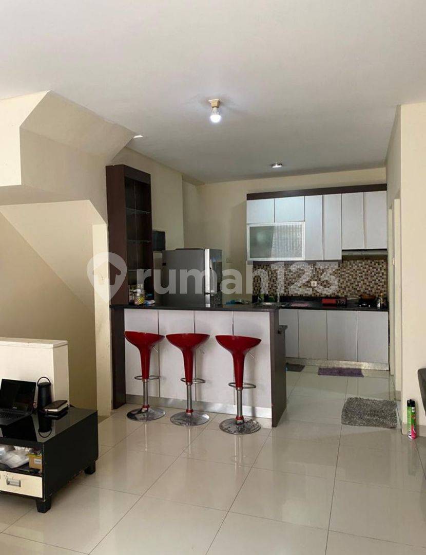 Long Beach PIK 1 - 3 Story House with 3+1 Bedrooms