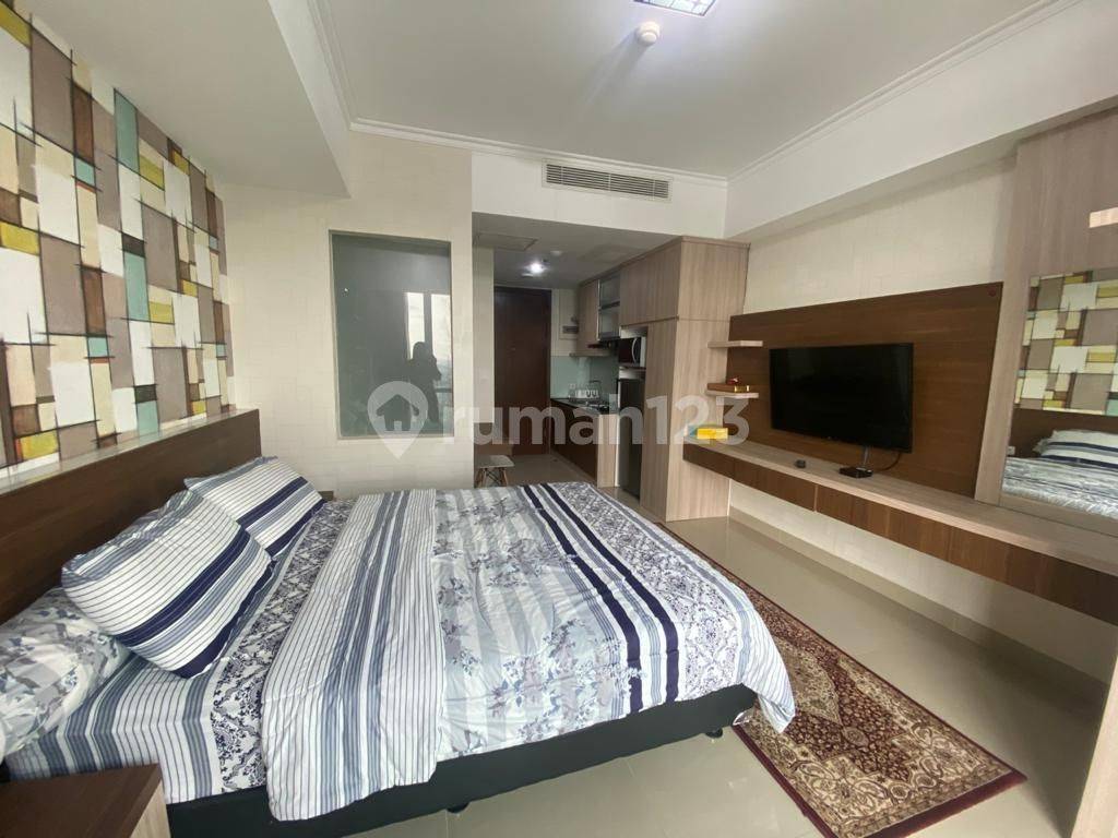 Strategic Lippo Karawaci Studio Apartment with Smart City Location