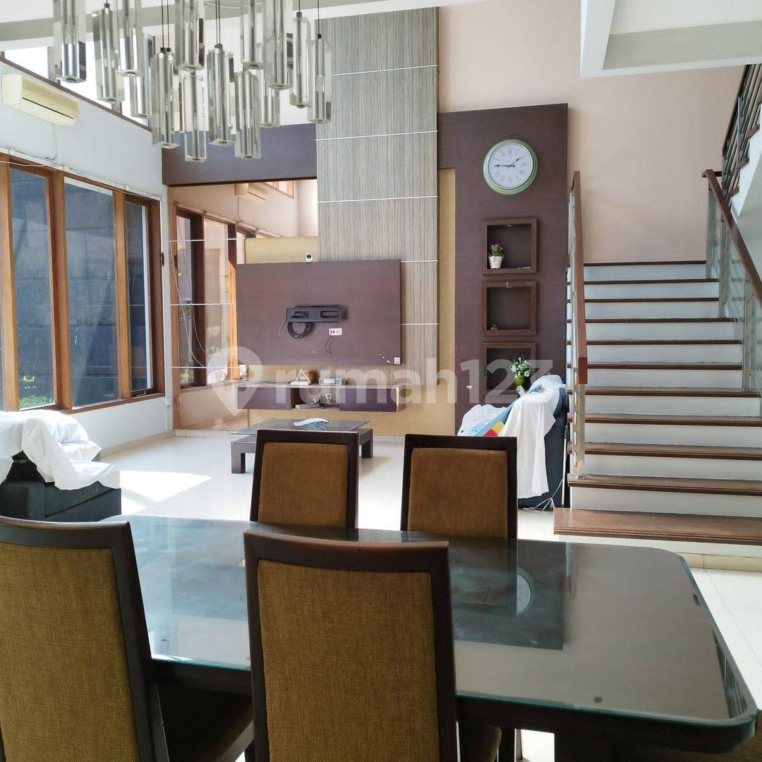 Minimalist House in Batununggal Cluster - 5 Bedrooms