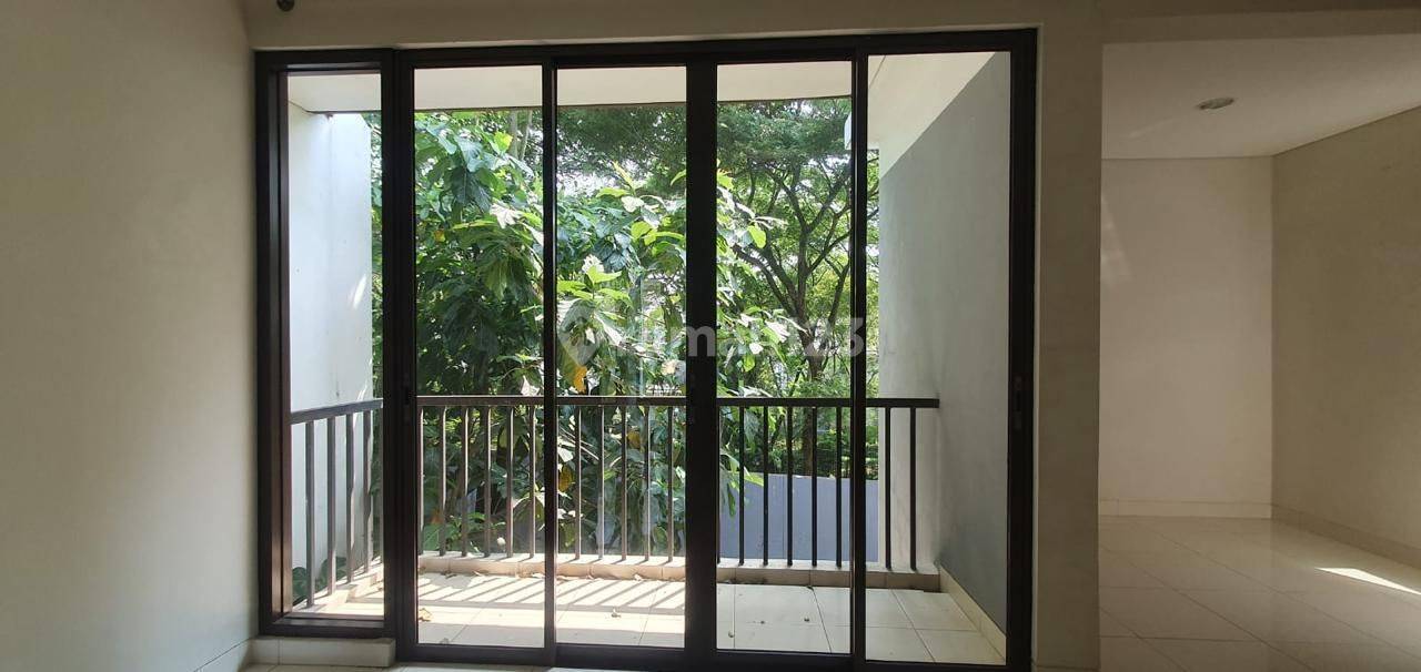 Modern 2-Story House with Basement in BSD City