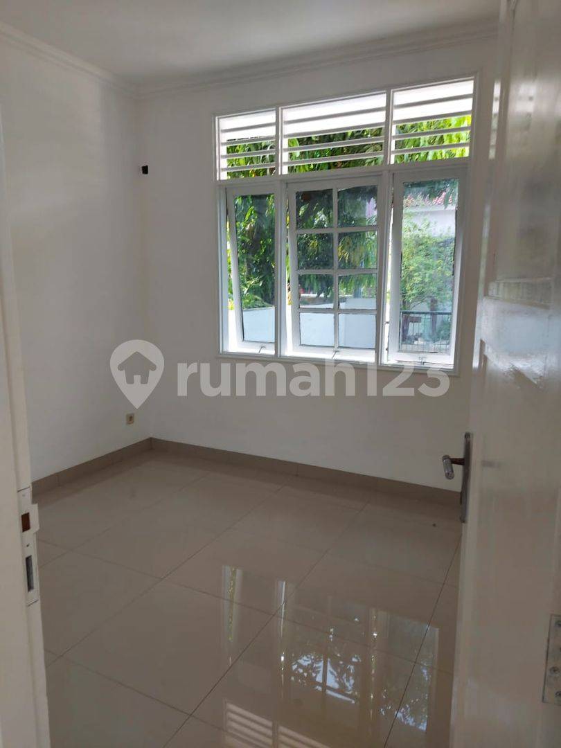 Metland House - 2 жұмақ, кең жоспар