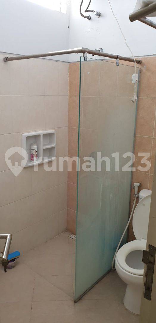 4 Bedroom Furnished Apartment Facing South