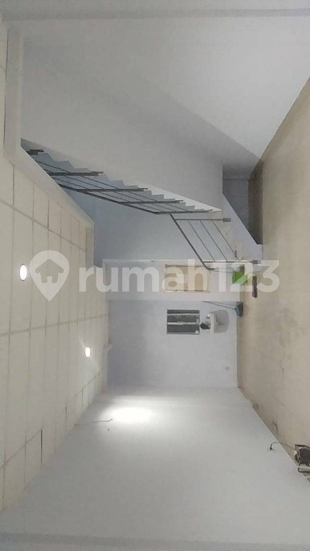 Commercial Space in Taman Tekno BSD City