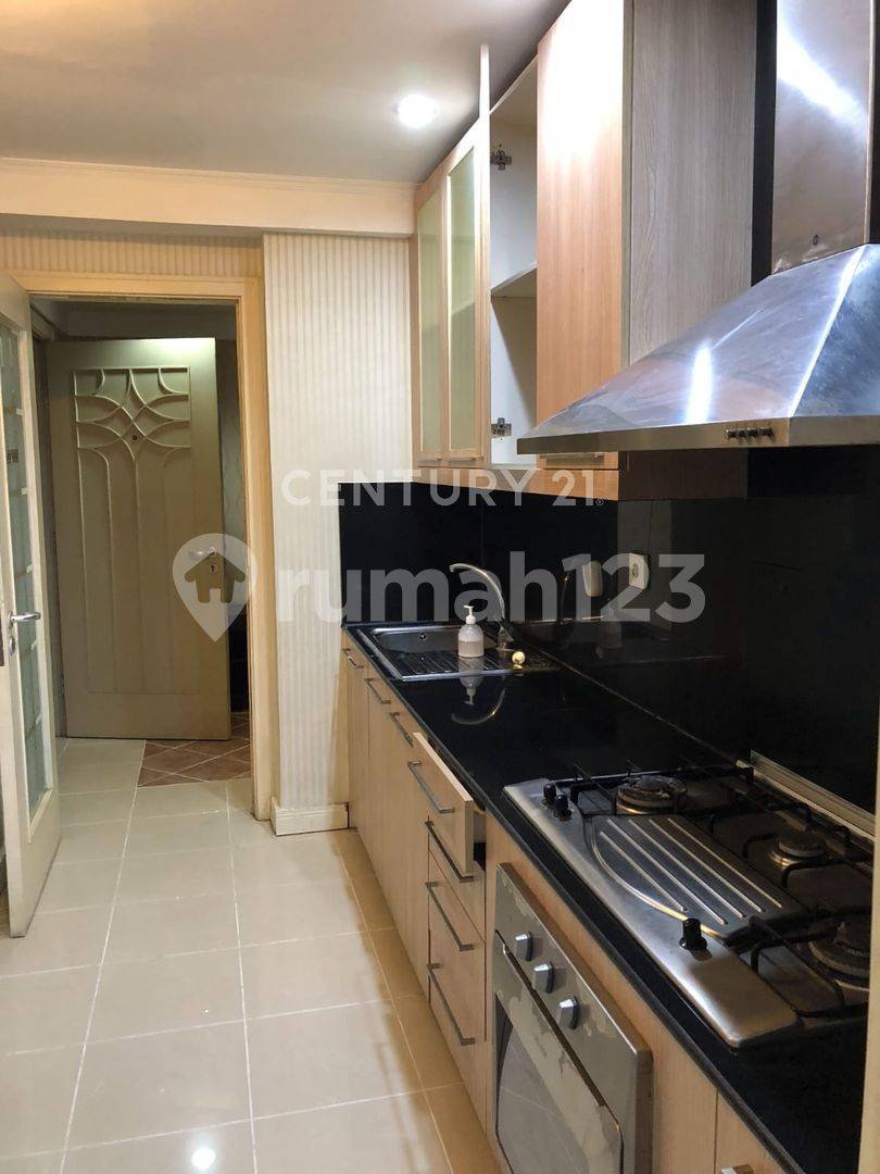 Pantai Mutiara 3 Bedroom Apartment - Fully Furnished