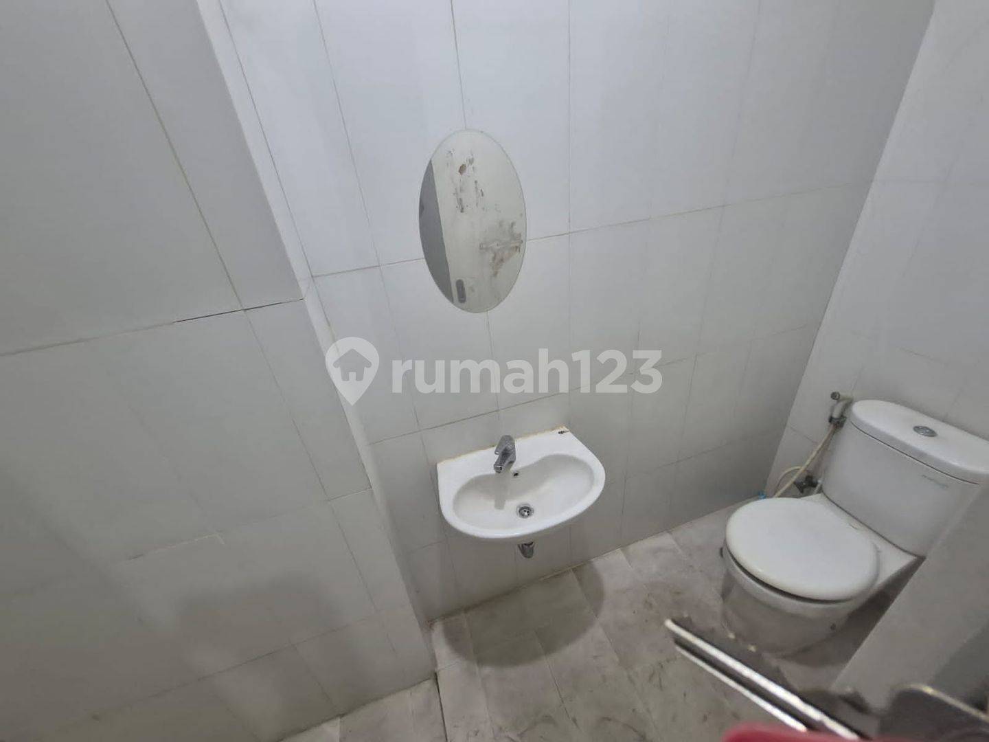 2-Level Commercial Space in Solvang, South Mission Drive, Gading Serpong