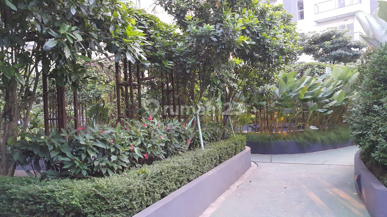 Strategically Located Apartment near Mall, Offices, and Universities