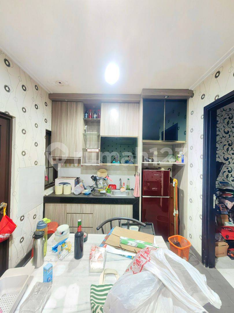 Green Village Pinang Tangerang - 2-Story House with Multiple Amenities