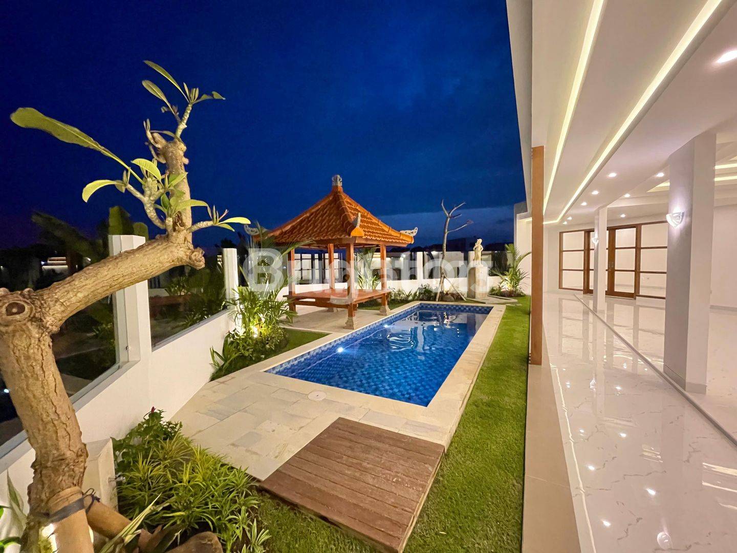 New Private Villas in Quiet Canggu Area with Rice Field Views