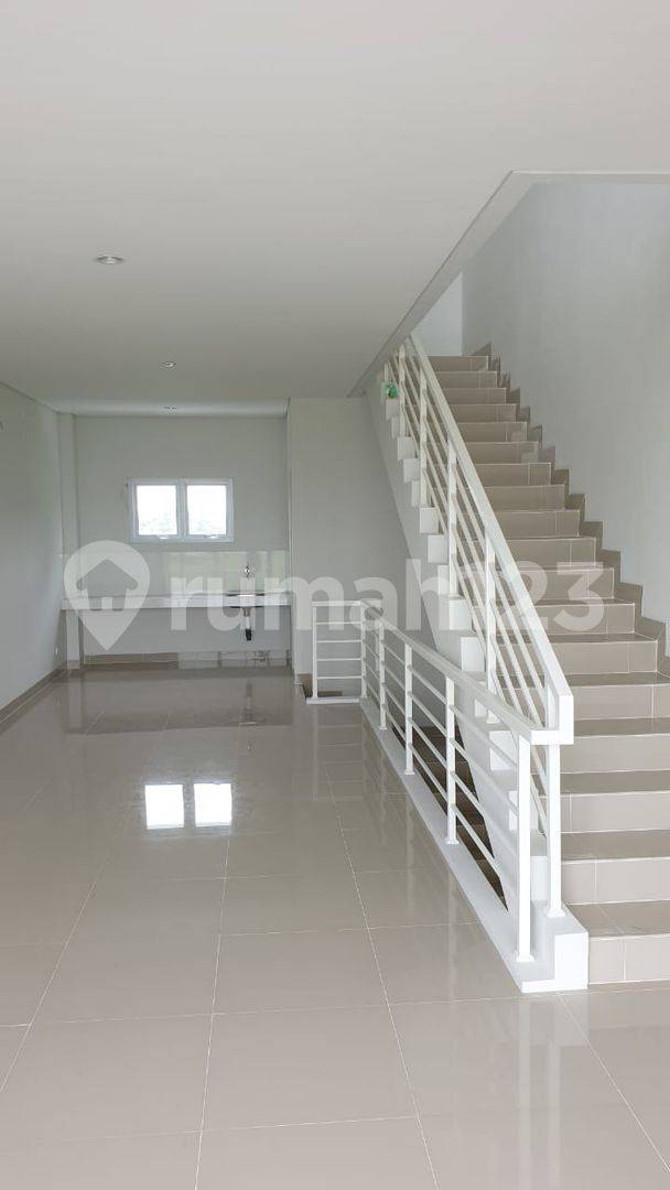 Commercial Property in Bolsena Square, Gading Serpong