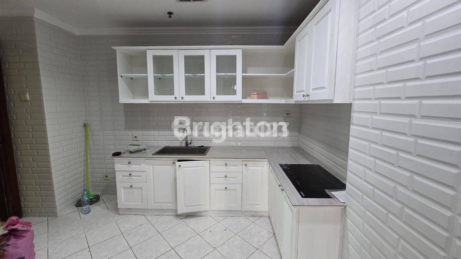 Apartment for Rent in Graha Famili Condominium, Surabaya