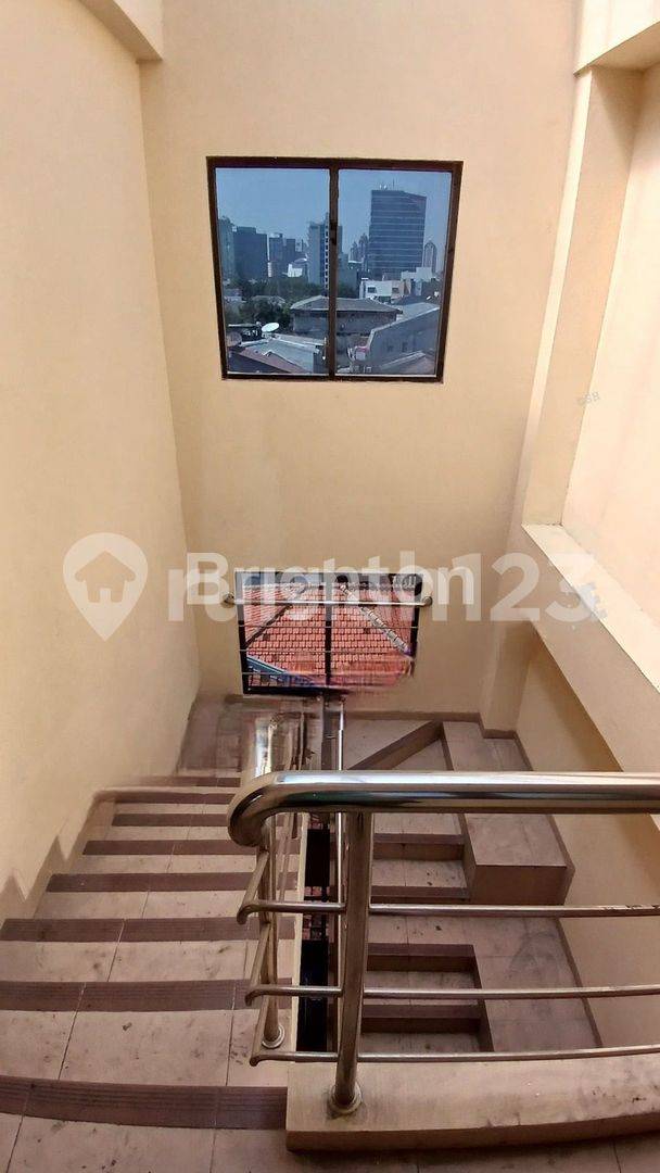 Ruko Gunung Sahari Raya Commercial Space - Spacious and Well-Located