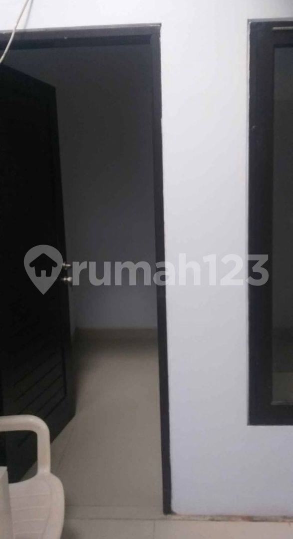Strategic Location Near Beach with AC and Water Heater