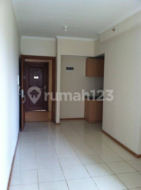 2+1 Bedroom Semi-Furnished Apartment in Kemayoran, Central Jakarta