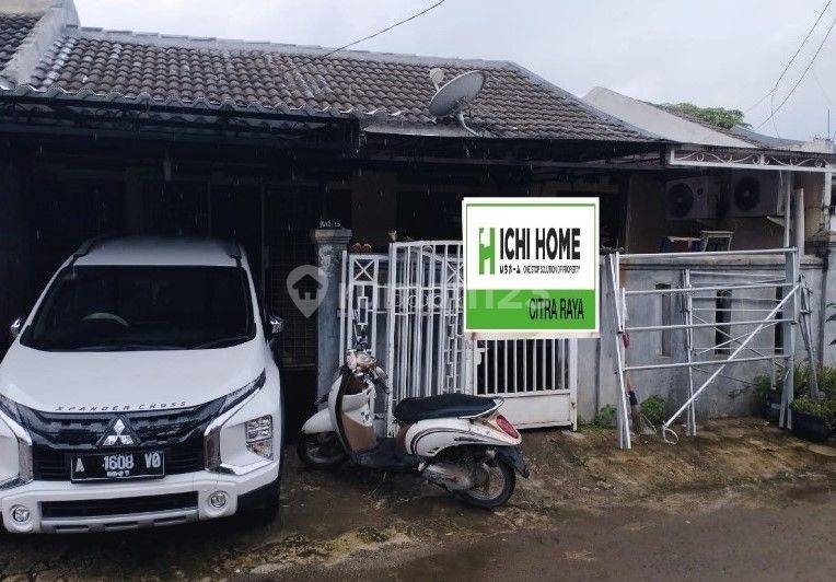 3 Bedroom Property with Land and Building Area