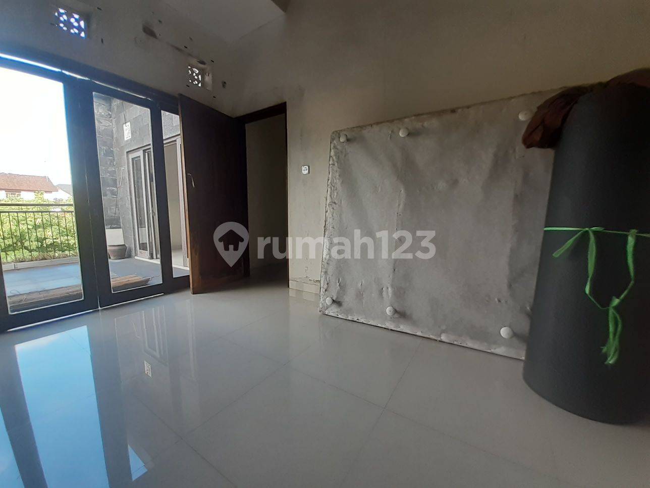 Spacious Property near Gatot Subroto West, Denpasar - Ideal for Living or Office