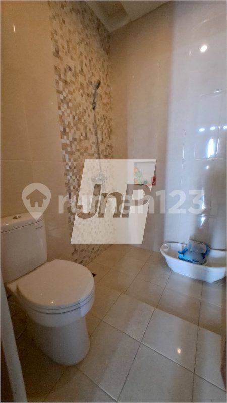 2-Story House in Abadi Regency I, Gegerkalong - Spacious Family Home