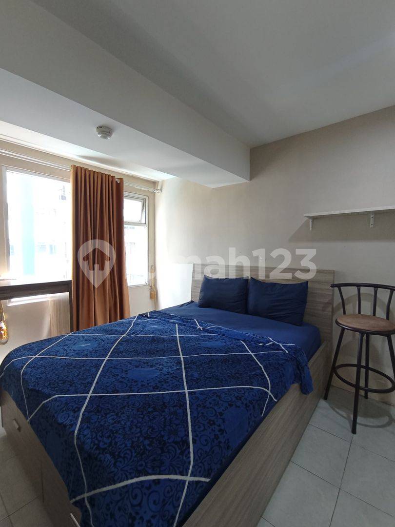 Modern 1-Bedroom Apartment Near Cihampelas Mall