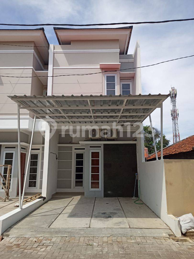 BSD ақылы жолы маңындағы 4 жұмақты үй, заманауи ыңғайлылықтары бар