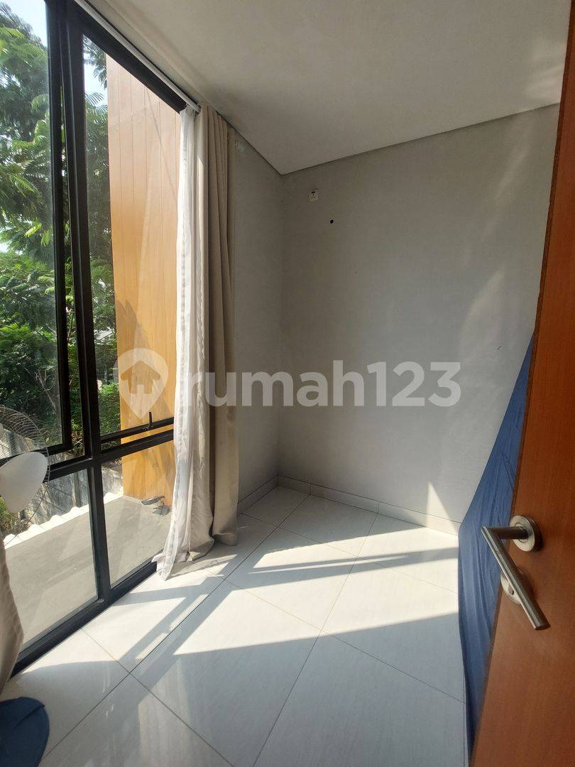 2-Story Semi-Furnished House with Multiple Amenities