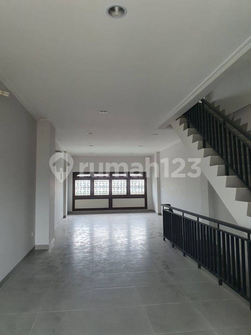 Roko Shanghai Brand New Property in Pantai Indah Kapuk 2