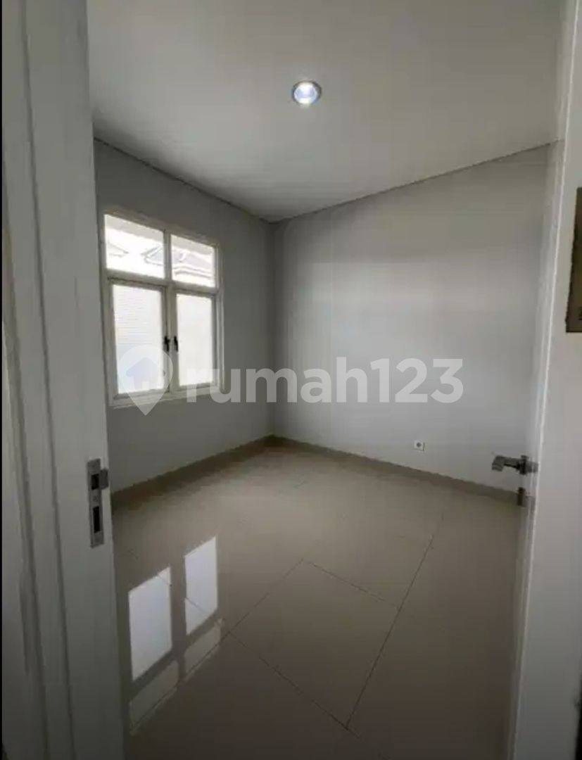 Strategically Located House with Modern Amenities near BSD