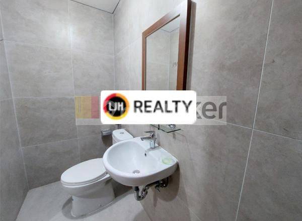 Apartment in Batam Centre, Pollux Habibie, Furnished Studio with Sea View