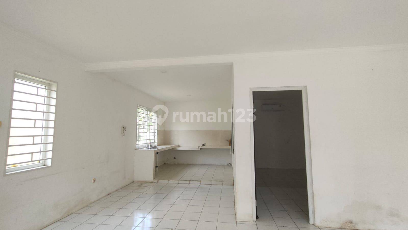 Ready to move in house near Citra Garden 8 and airport