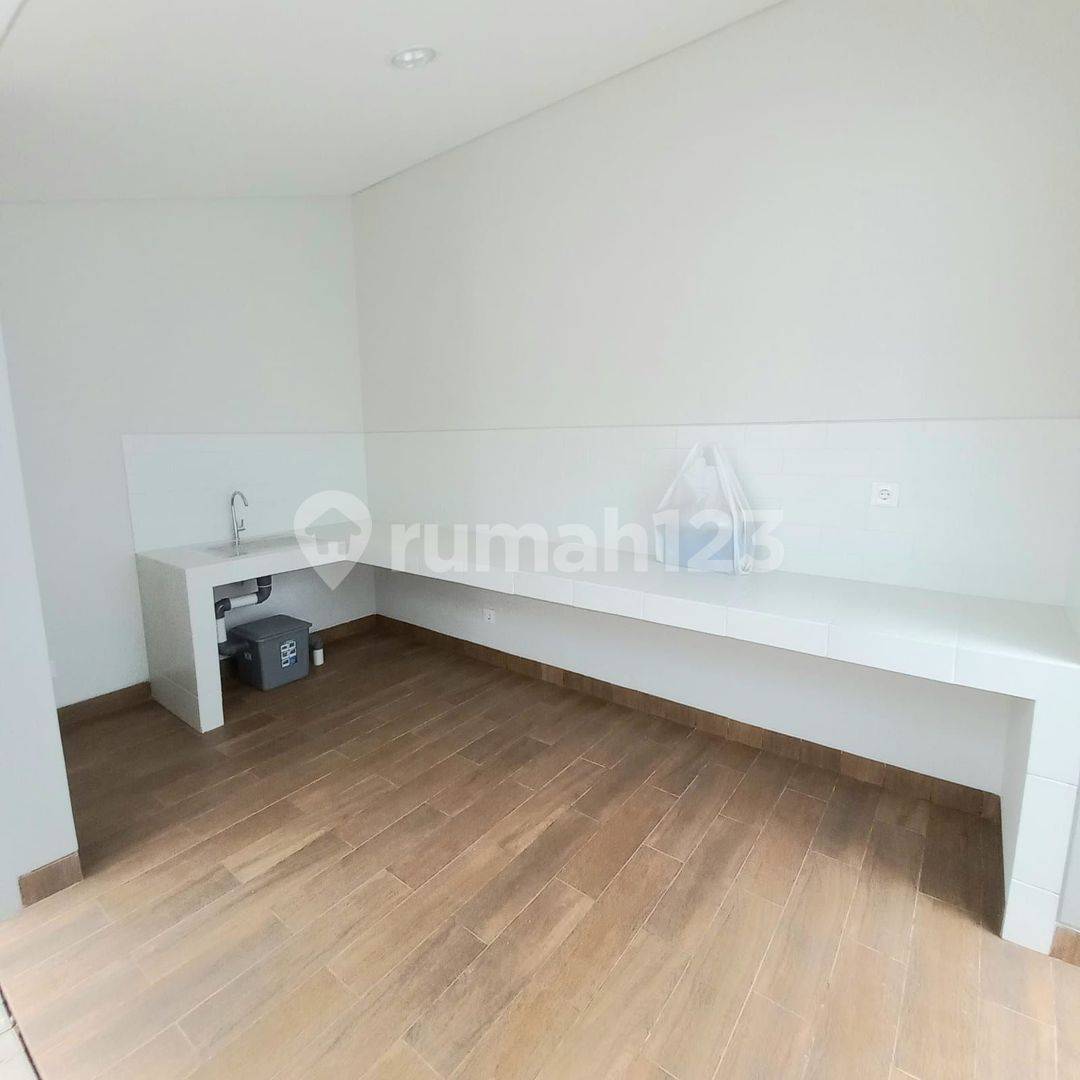 Summarecon Flora Fiona House Rental - 3 Bedrooms, Modern Design