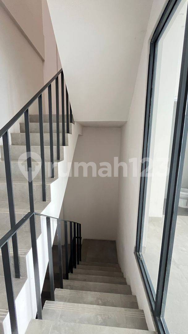 Strategic 3-Story Ruko in BSD City, Tangerang Banten