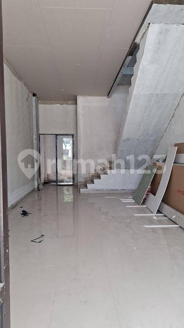 Ruko Korean Town Green Lake City - Commercial Space for Rent
