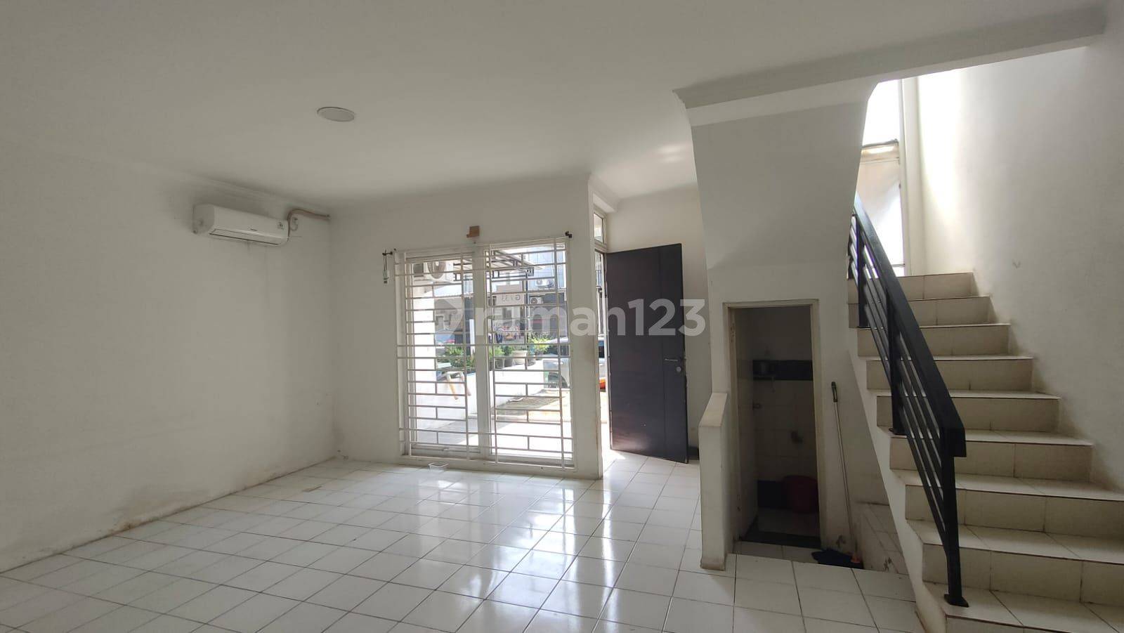 Ready to move in house near Citra Garden 8 and airport