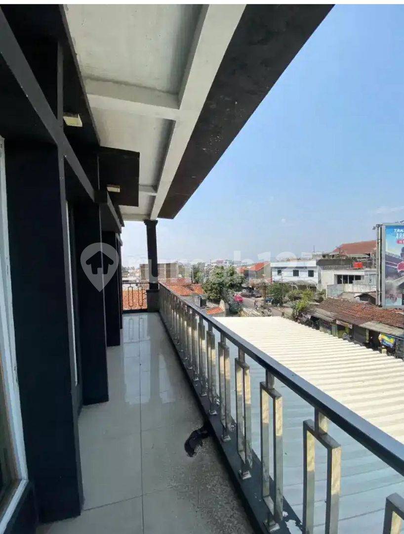Unique Commercial Space on Mainroad Kopo - Ideal for Culinary Business/Cafe