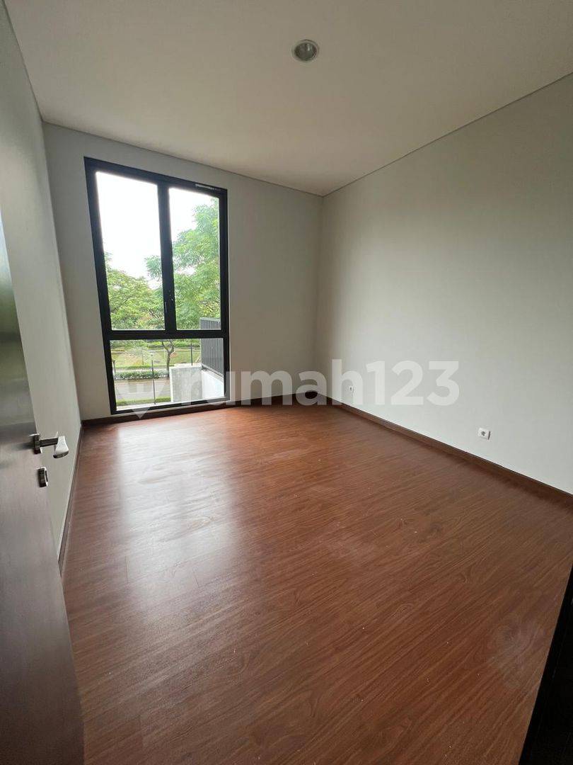 Semi Furnished Corner House at Lakewood Cluster, Nava Park BSD