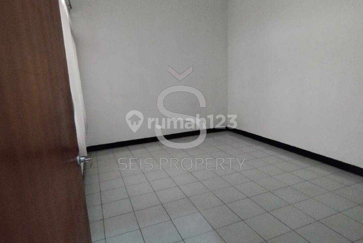 3+1 Bedroom Property with Garage and Carport