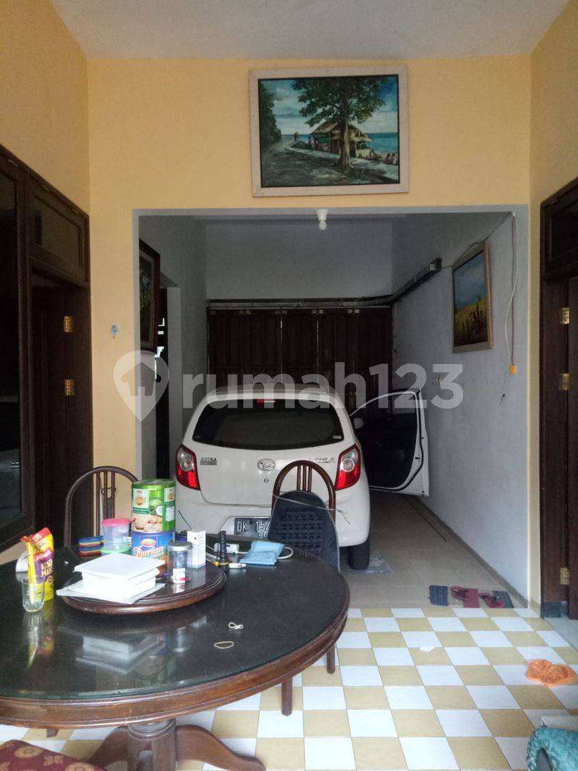 Villa Puncak Tidar - 2-Story House with 4 Bedrooms