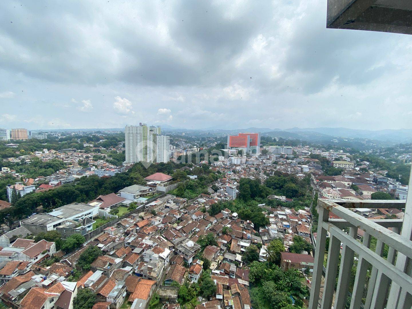 Studio Apartment at Galeri Ciumbuleuit 2, Fully Furnished, Top Floor