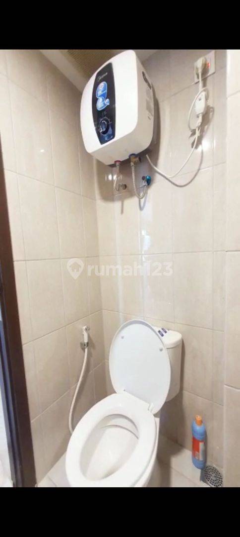 Сұқарно-Хатта әуежайының жанындағы сәулетті пәтер