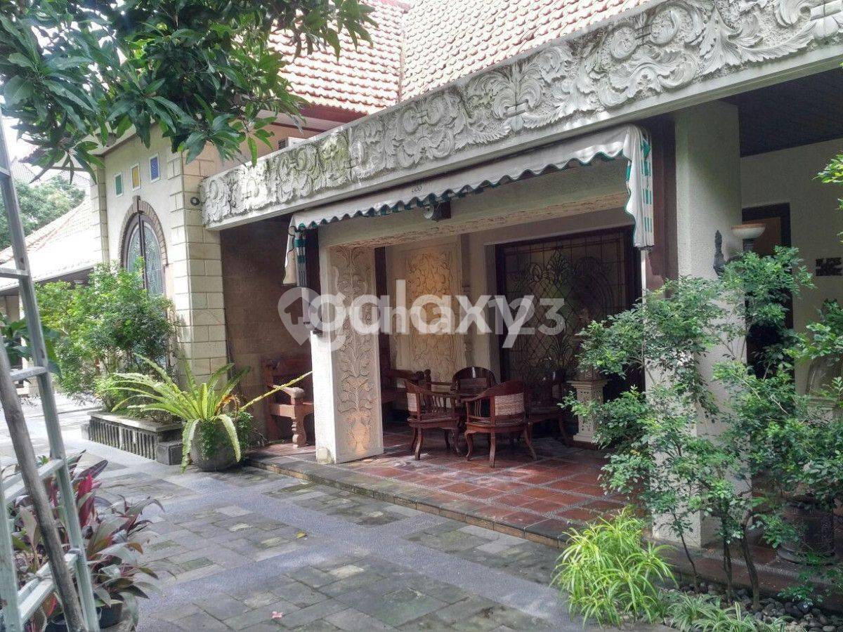 Strategic Business Property in Surabaya City Center Near Raya Darmo