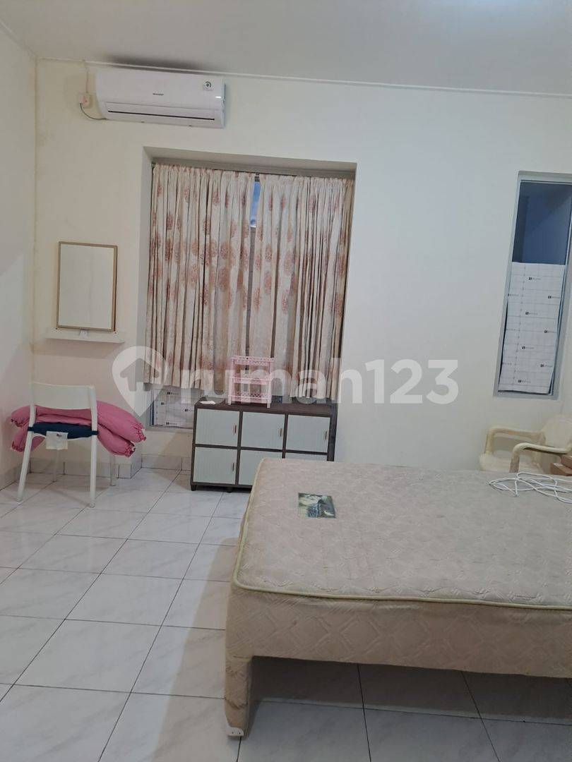 2-Bedroom House in Arcadia Daan Mogot, Semi Furnished
