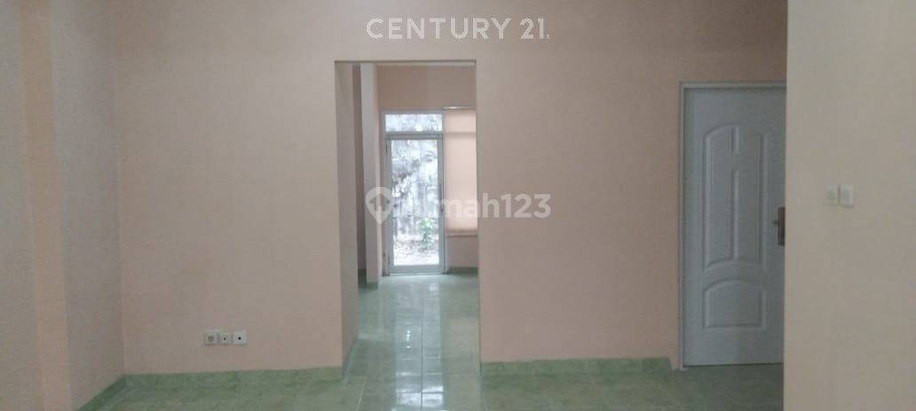 Strategic House Near Toll in Taman Yasmin, West Bogor