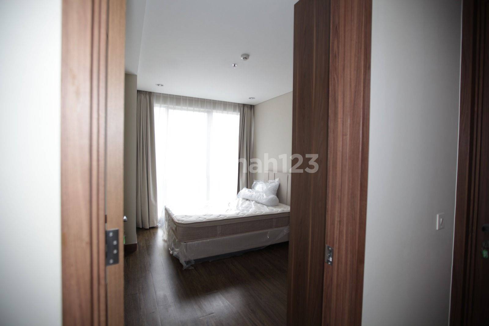 Branz TB Simatupang-дағы 5-жұлдыздық қонақ үй қызметтері бар сәнді пәтер