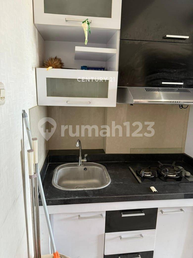 Strategically Located Apartment with Pool and Modern Amenities