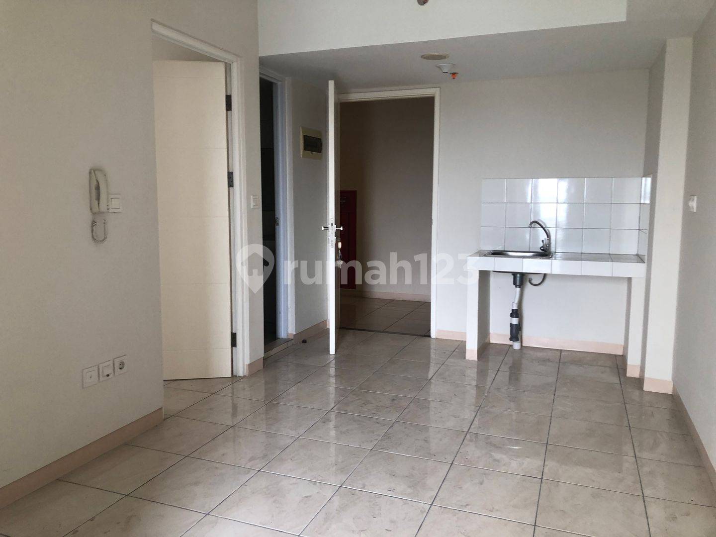 2BR Unfurnished Apartment in Springlake Bekasi