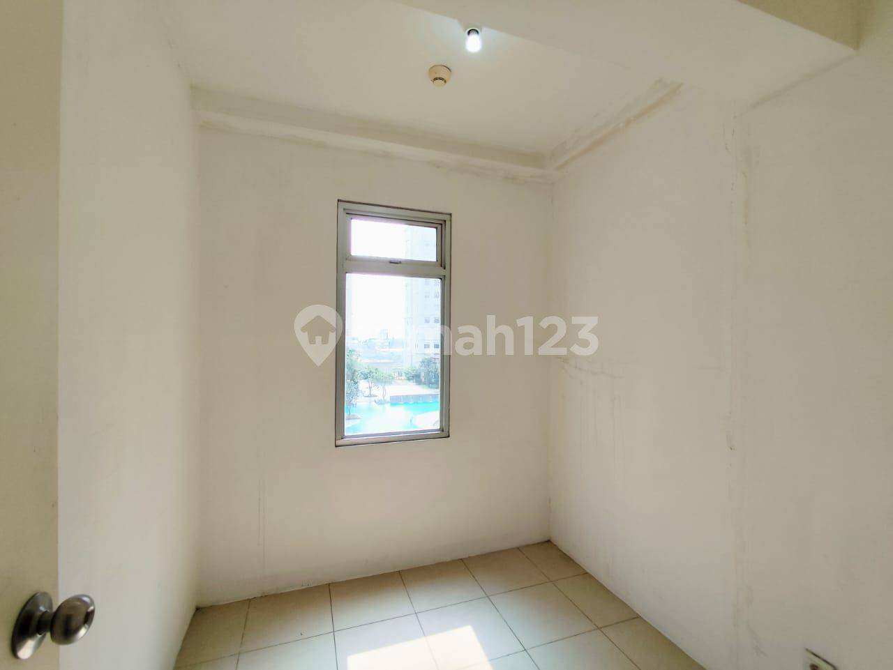 Жасыл шығанақ Pluit пәтері, жүзу бассейні және толық жабдықтары бар