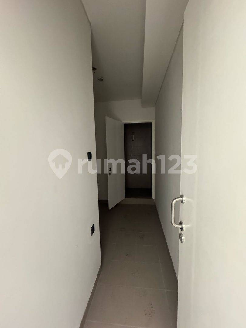 Penthouse Apartment in Carstensz, Gading Serpong