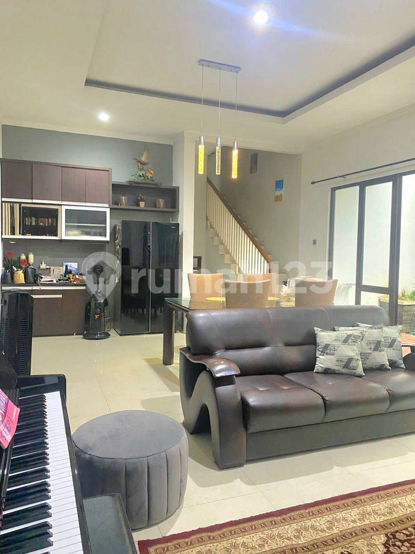 Kebayoran Residence, Bintaro-дағы кең 4 бөлмелі үй
