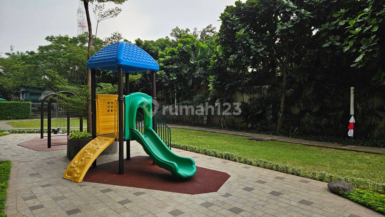 Permata Hijau Suites - Толық жабдықталған 3 бөлмелі пәтер