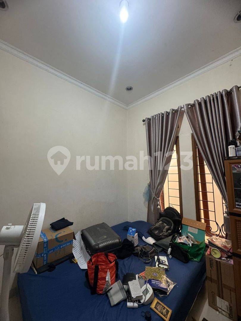 Minimalist House in Pondok Bambu, Safe and Flood-Free